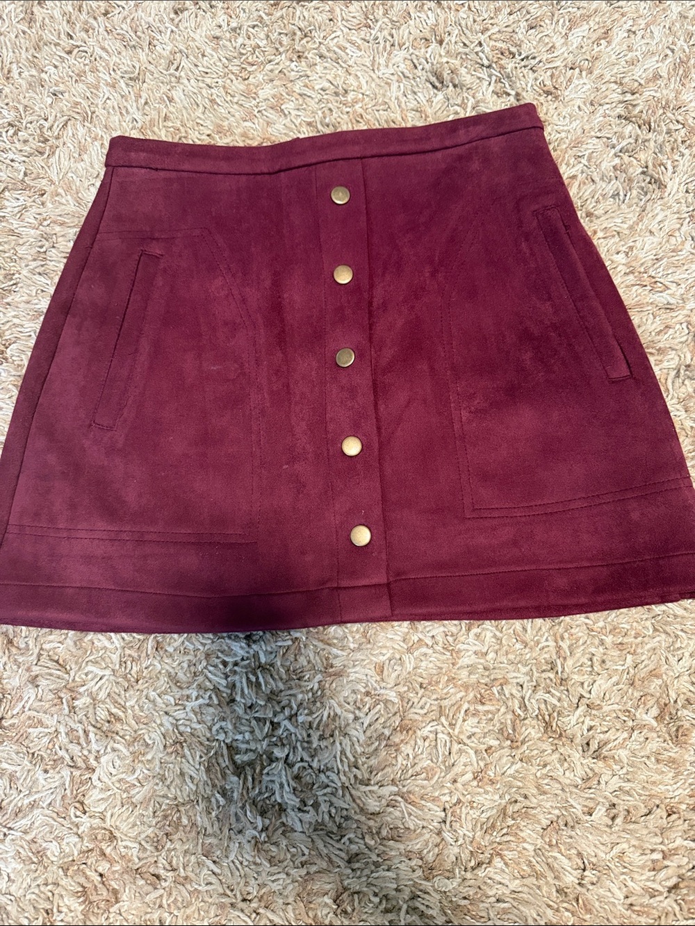 Button-Front Suede A-Line Skirt in Wine